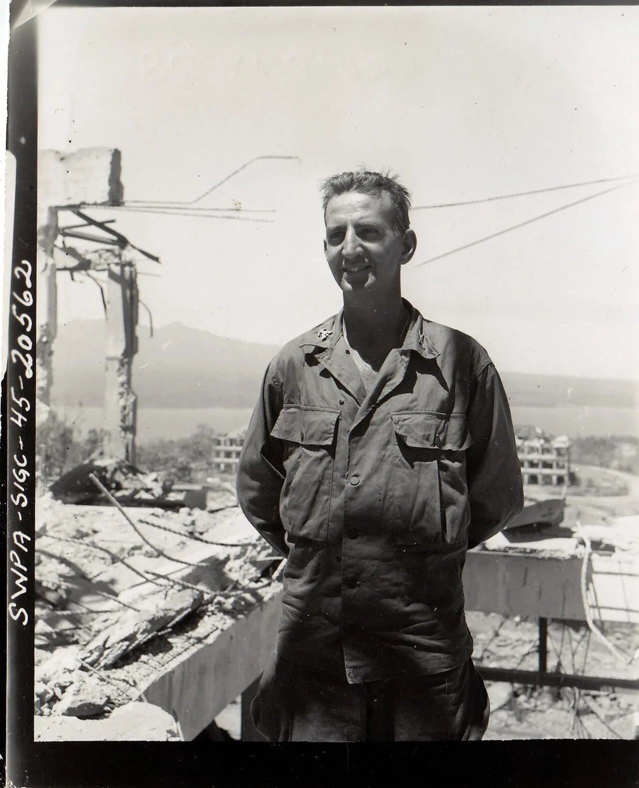 Portrait of George M. Jones (1911–1996) – memorial page