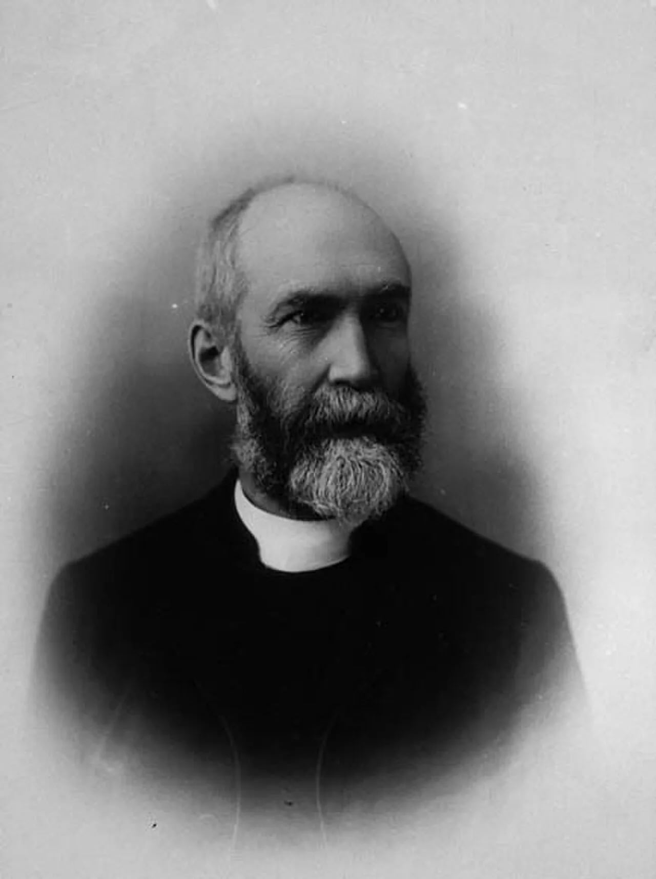 Portrait of George Monro Grant (1835–1902) – memorial page