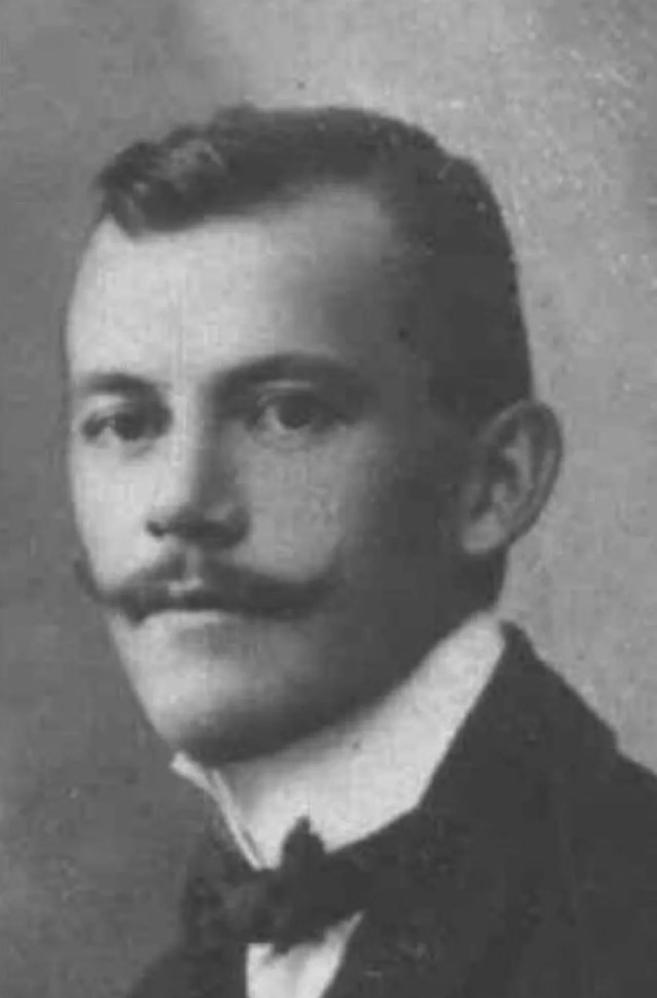 Portrait of Ernő Kéméndy (1880–1973) – memorial page