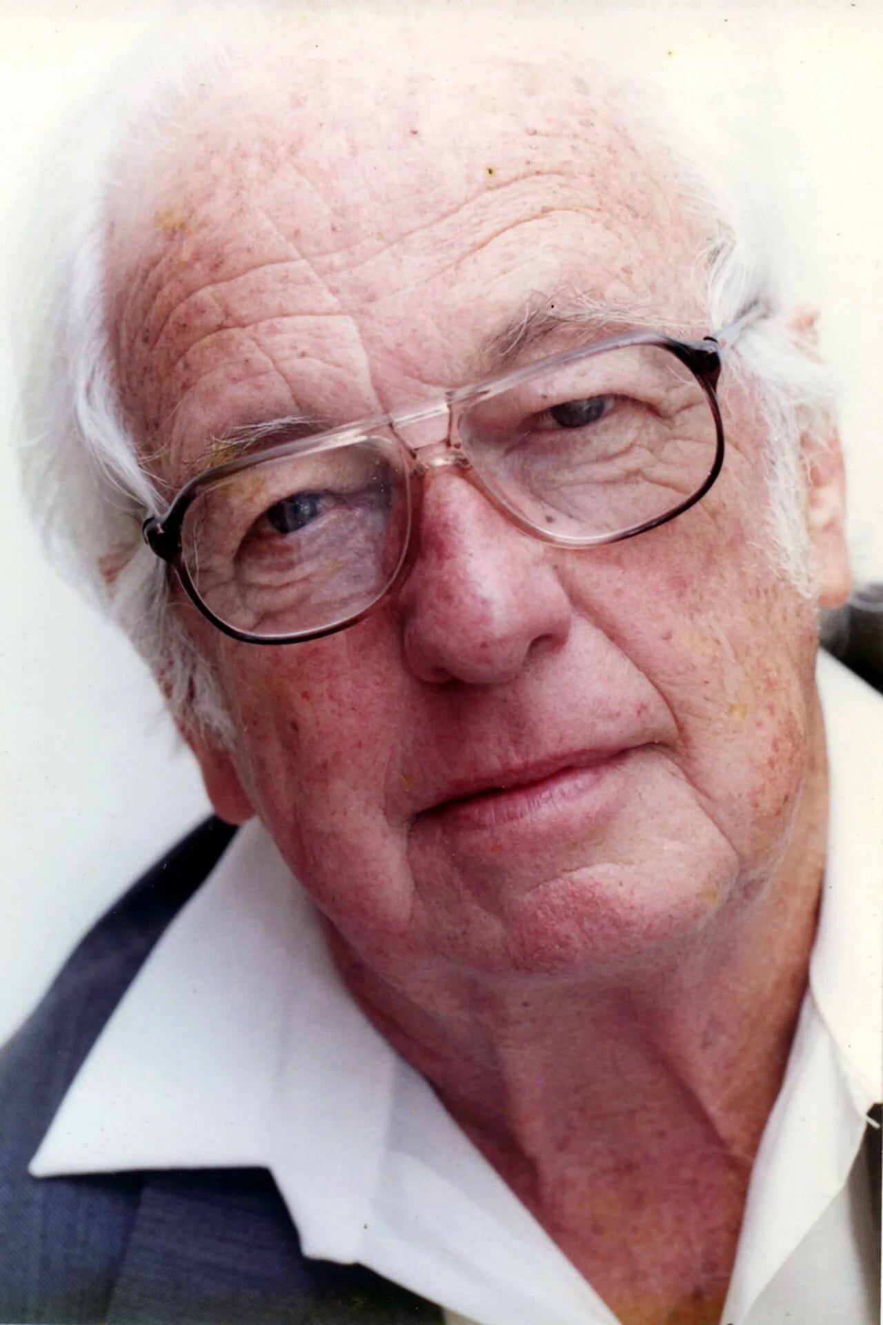 Porträt von George Petersen (1921–2000) – Gedenkseite