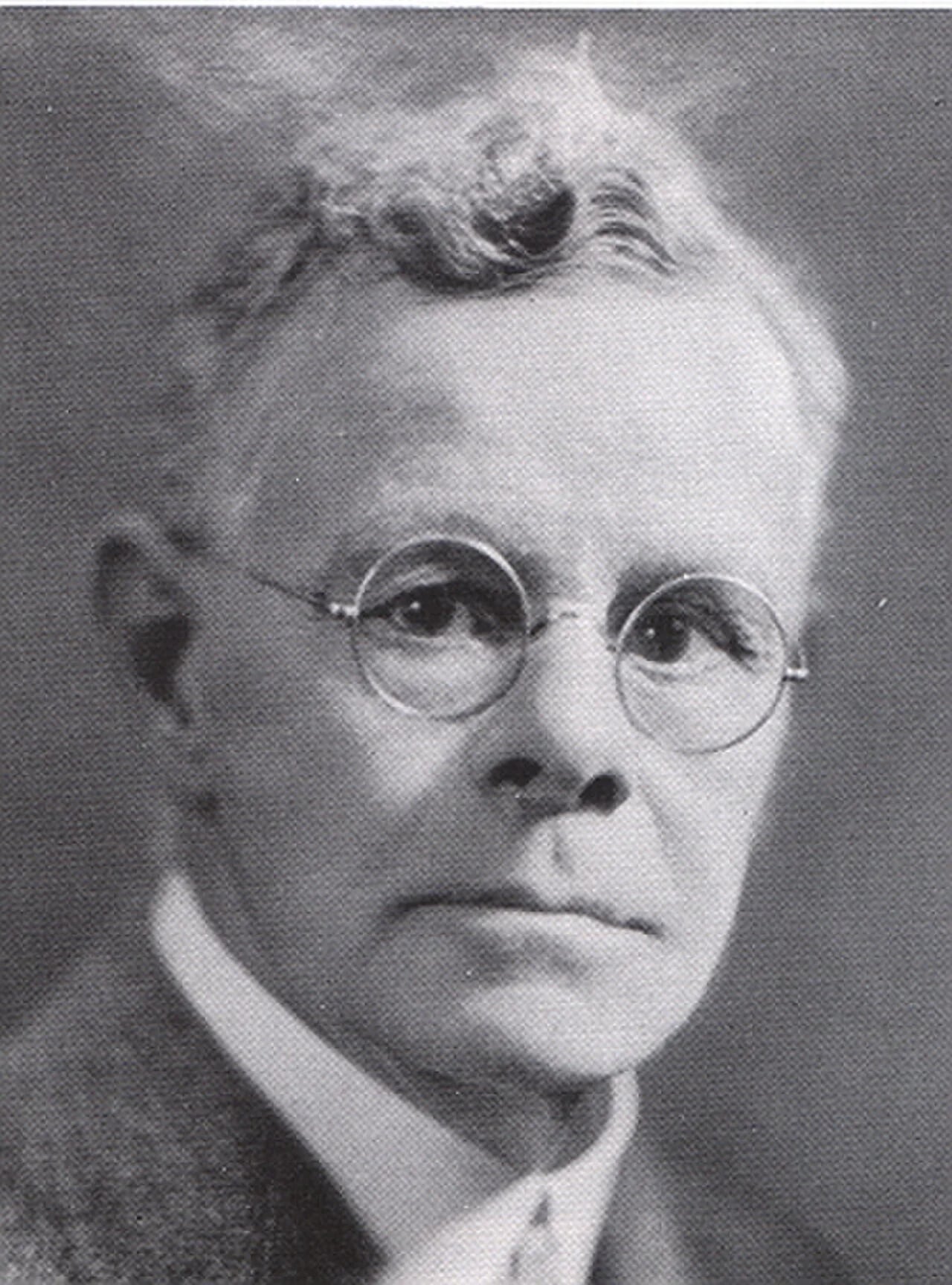 Portrait of Edmund Burke Delabarre (1863–1945) – memorial page