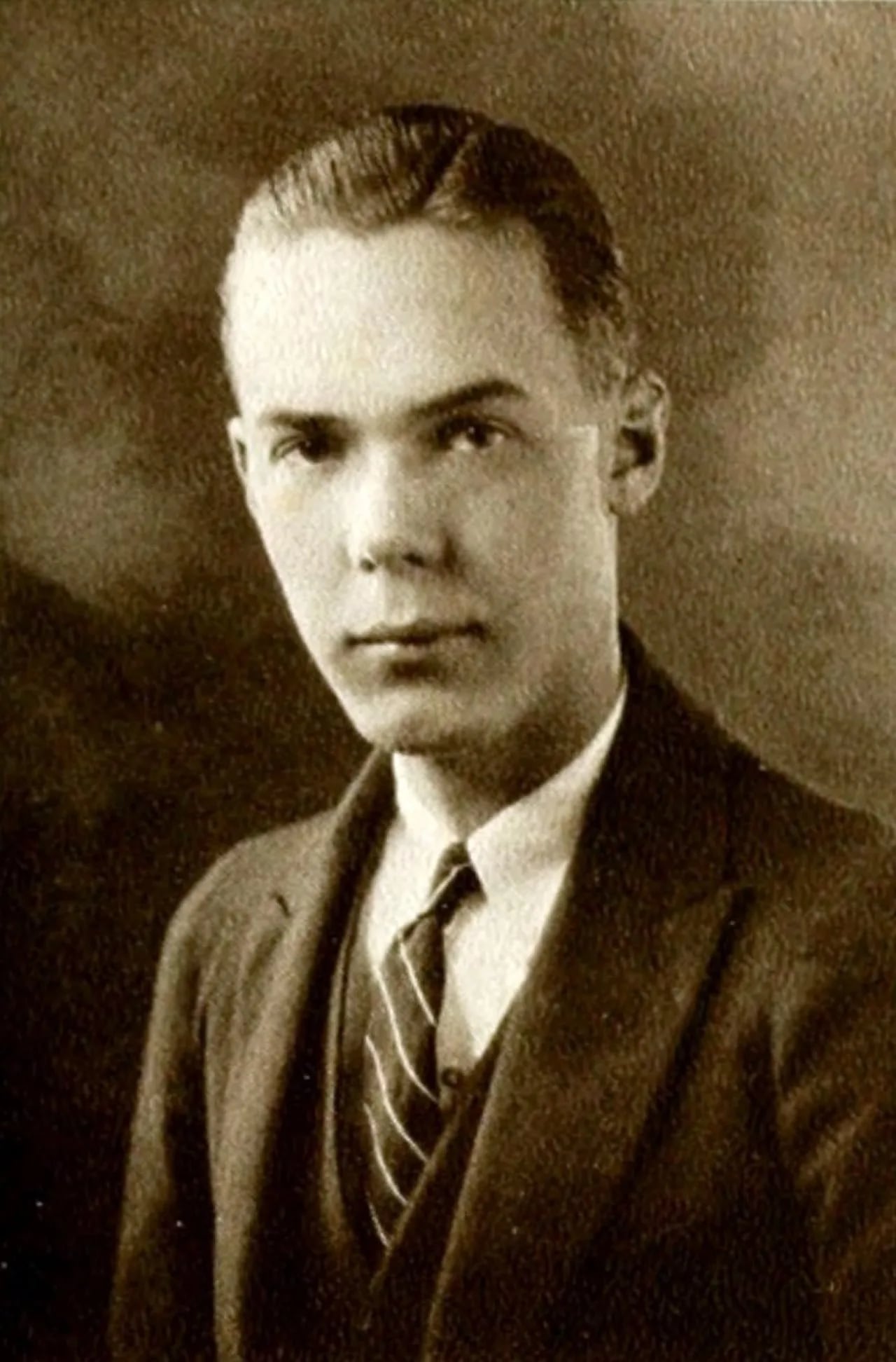 Porträt von George V. Allen (1903–1970) – Gedenkseite