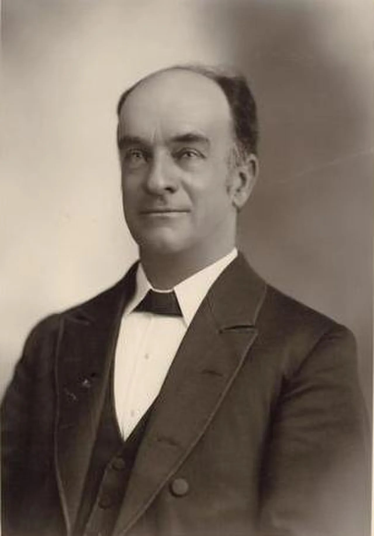 Porträt von George Wise (1853–1950) – Gedenkseite