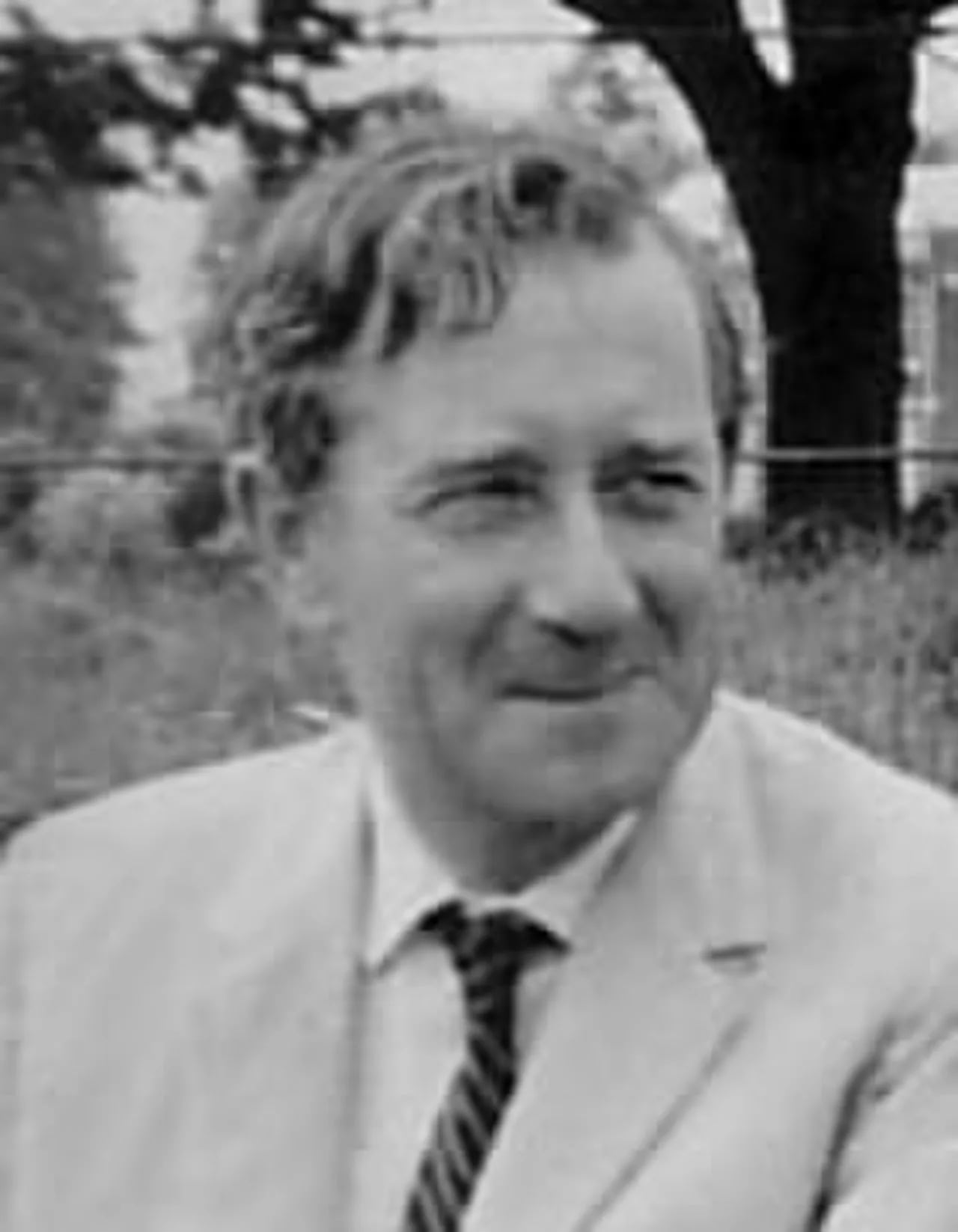 Portrait of George Worsley Adamson (1913–2005) – memorial page