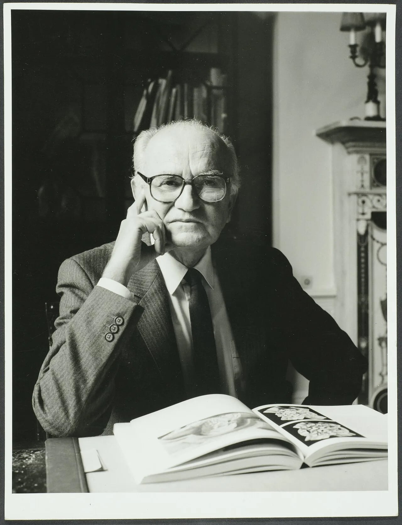 Portrait of George Zarnecki (1915–2008) – memorial page
