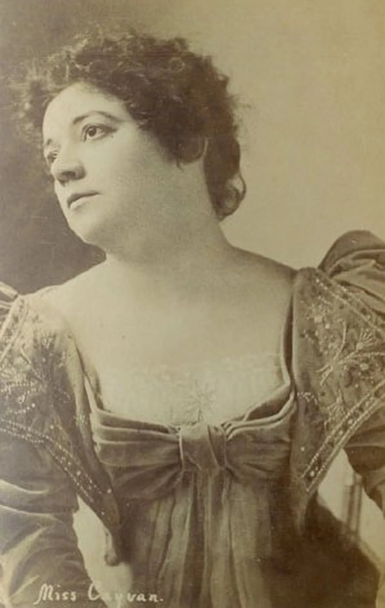 Porträt von Georgia Cayvan (1857–1906) – Gedenkseite