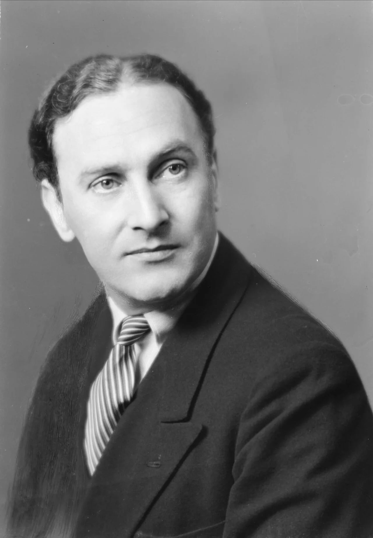Porträt von Leif Amble-Næss (1896–1974) – Gedenkseite