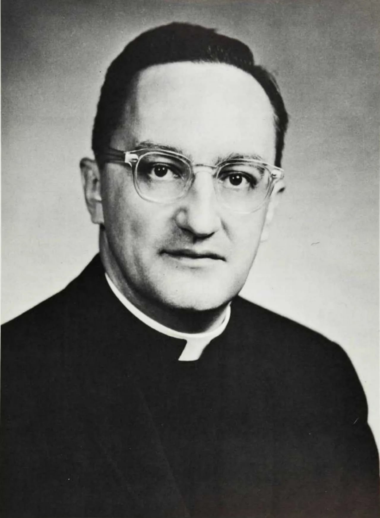Porträt von Gerard Campbell (1919–2012) – Gedenkseite
