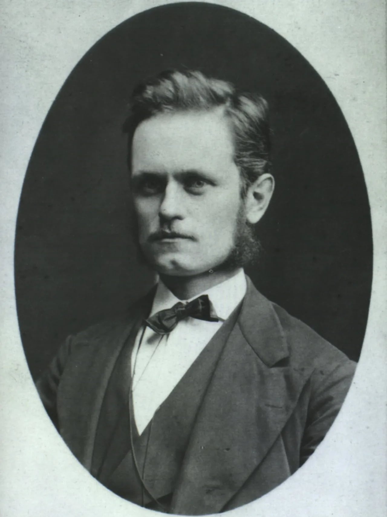 Porträt von Hans Zahrtmann (1849–1930) – Gedenkseite