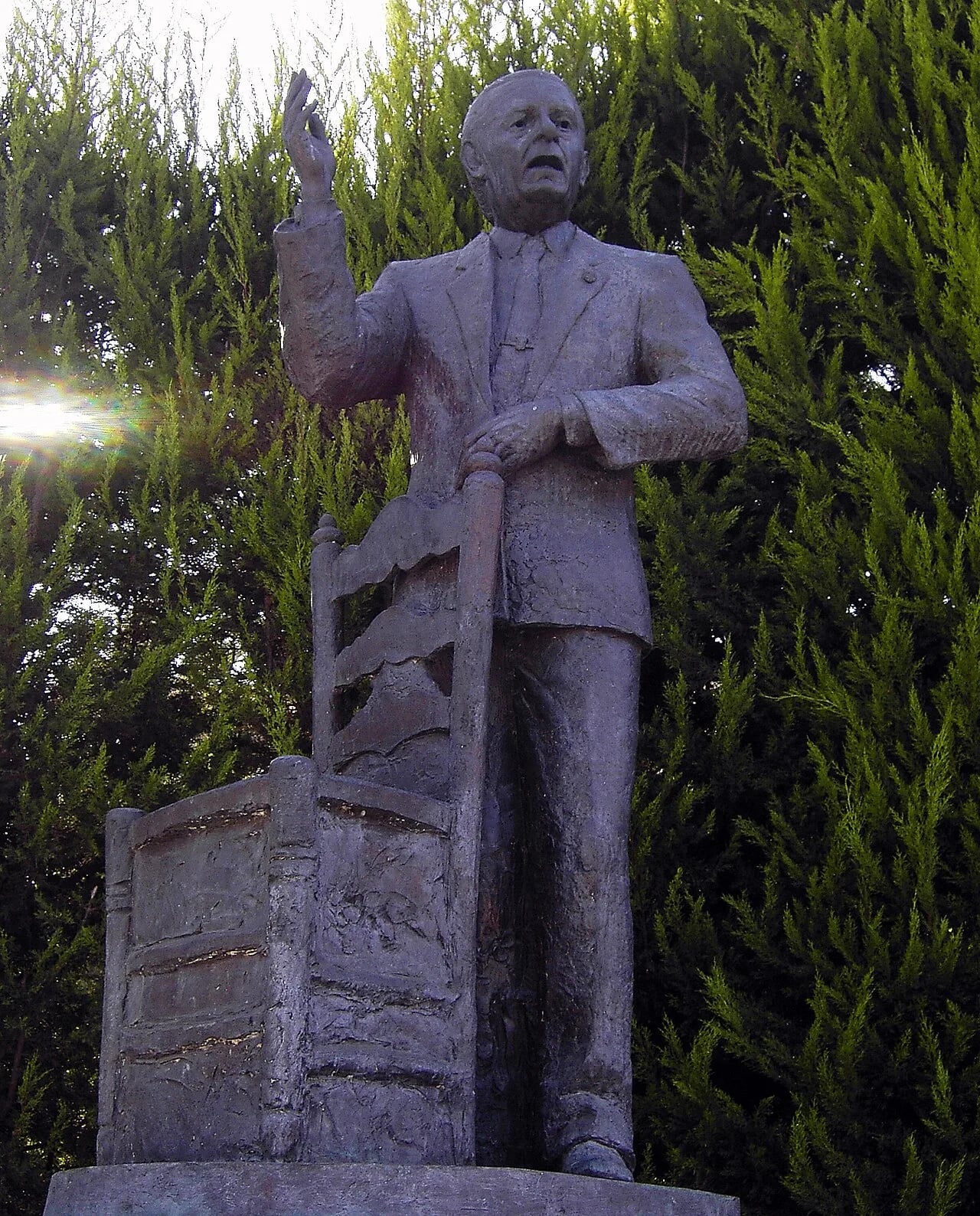 Portrait of Paco Toronjo (1928–1998) – memorial page