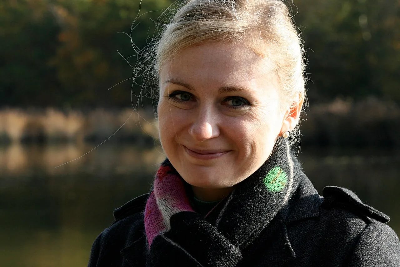 Portrait of Larissa Zakharova (1977–2019) – memorial page