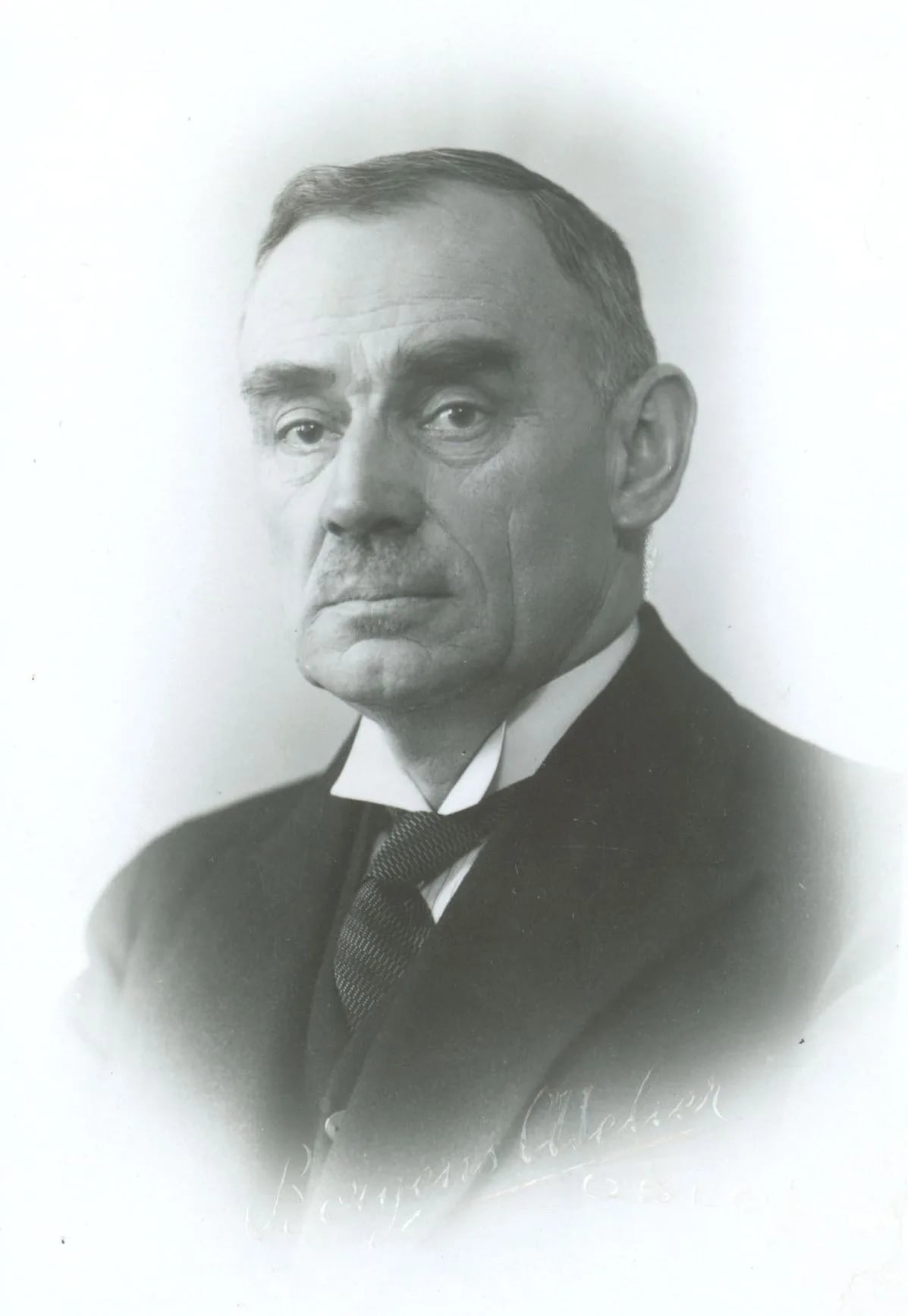 Porträt von Ole Ludvig Bærøe (1877–1943) – Gedenkseite