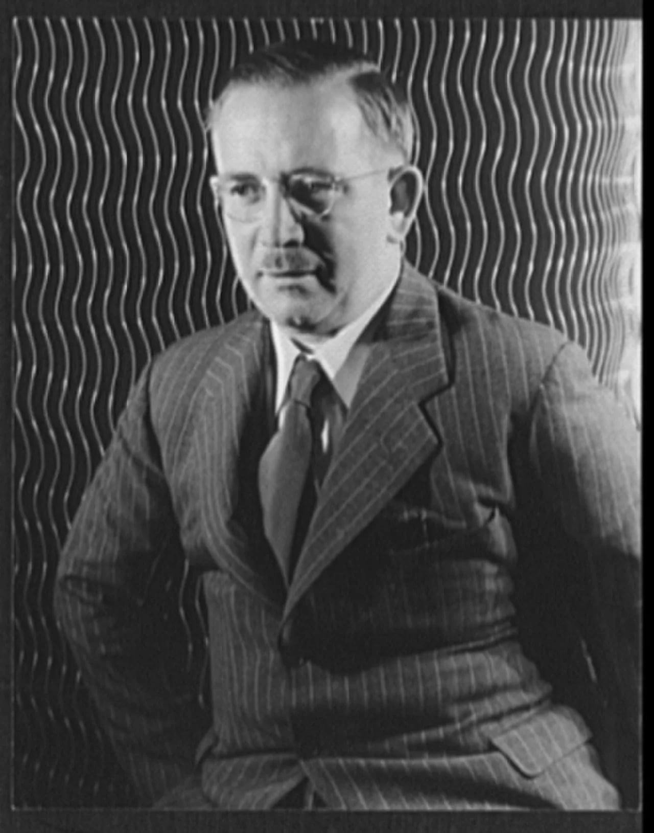 Porträt von Ralph Bates (1899–2000) – Gedenkseite