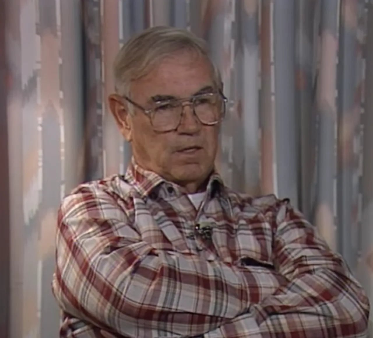 Portrait of Glenn Dennis (1925–2015) – memorial page