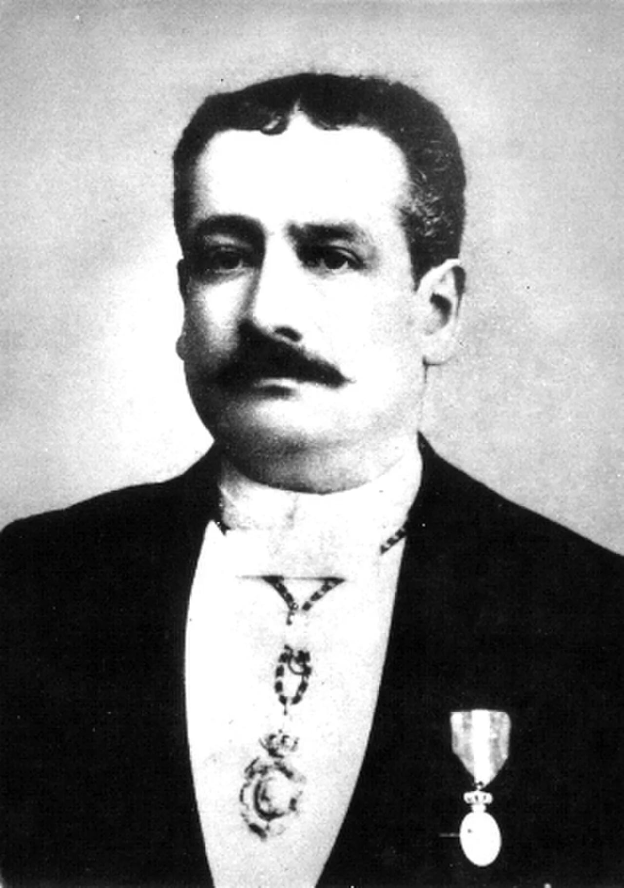 Portrait of Luis Benjamín Cisneros (1837–1904) – memorial page