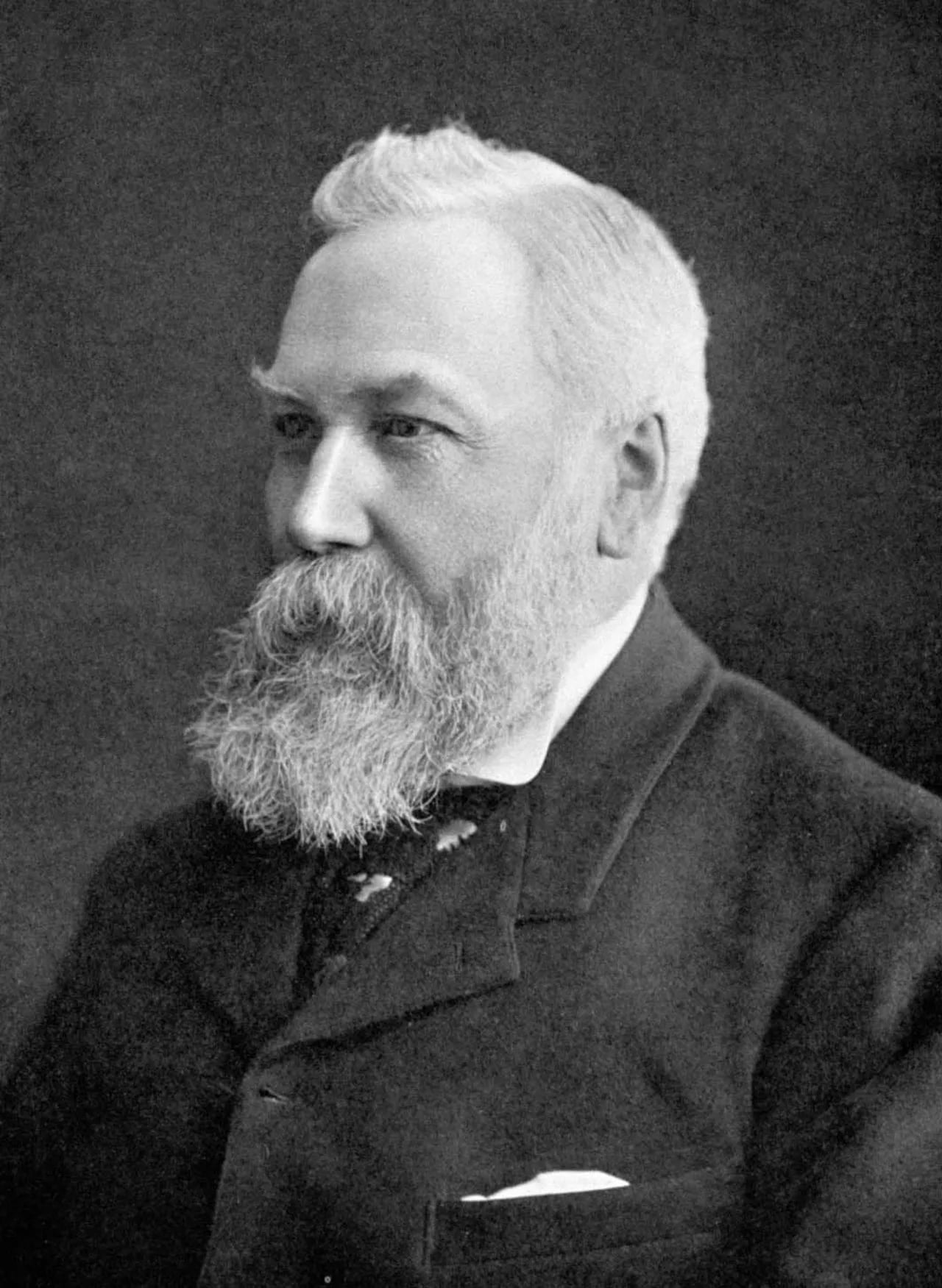 Portrait of William McGregor (1846–1911) – memorial page