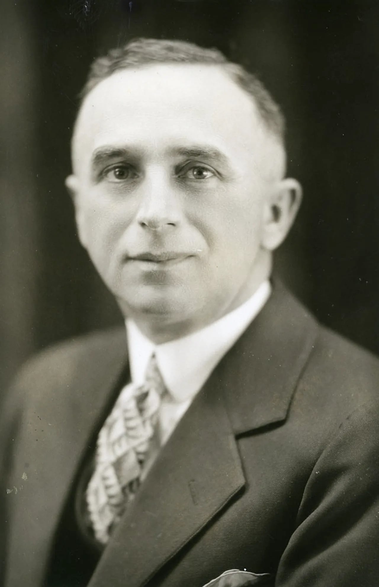 Portrait of Gordon Beverly Walker (1891–1954) – memorial page