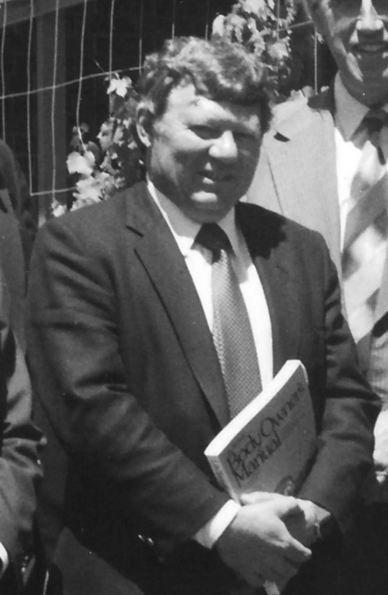 Portrait of Gordon Bilney (1939–2012) – memorial page