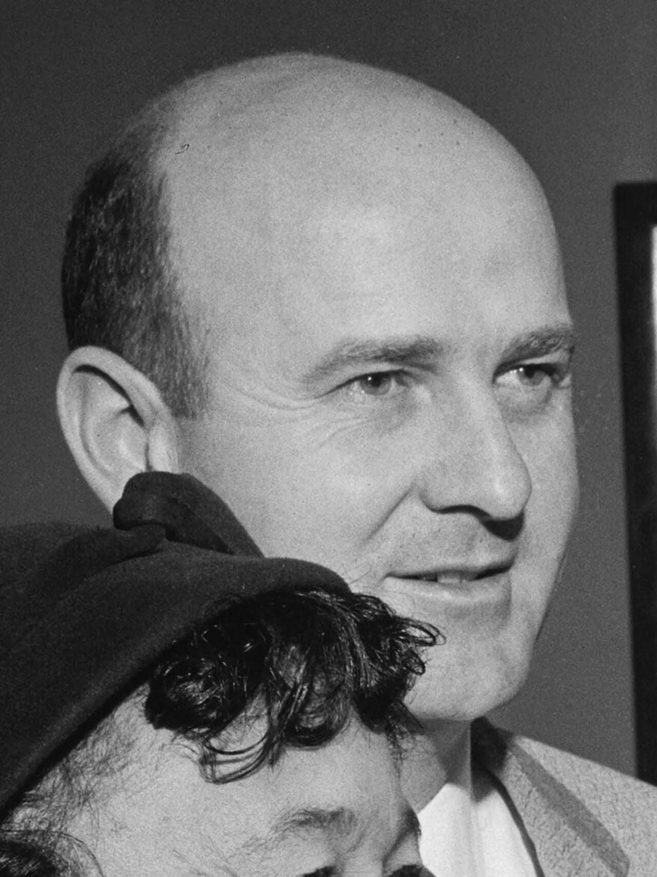 Portrait of Gordon Hahn (1919–2001) – memorial page