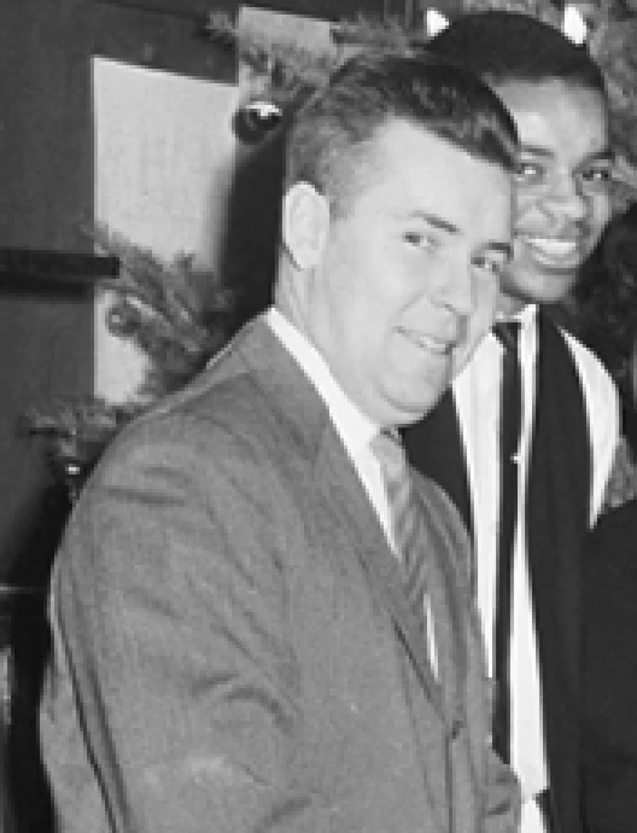 Porträt von Gordon S. Clinton (1920–2011) – Gedenkseite