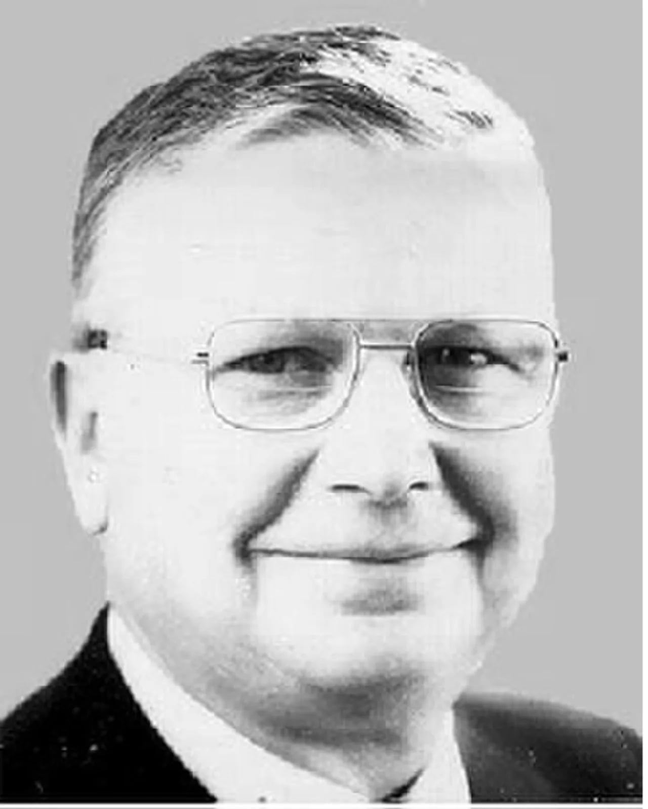 Porträt von Eugene Stoner (1922–1997) – Gedenkseite