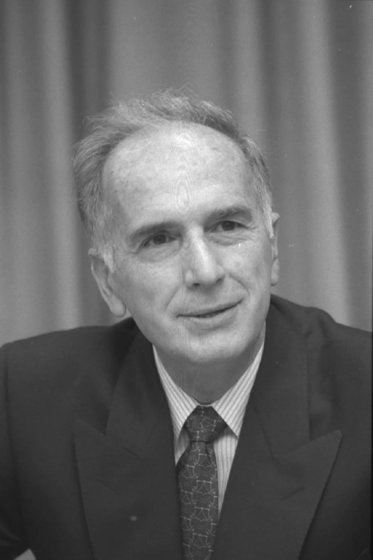 Portrait of Manuel Ferrer Regales (1927–2018) – memorial page