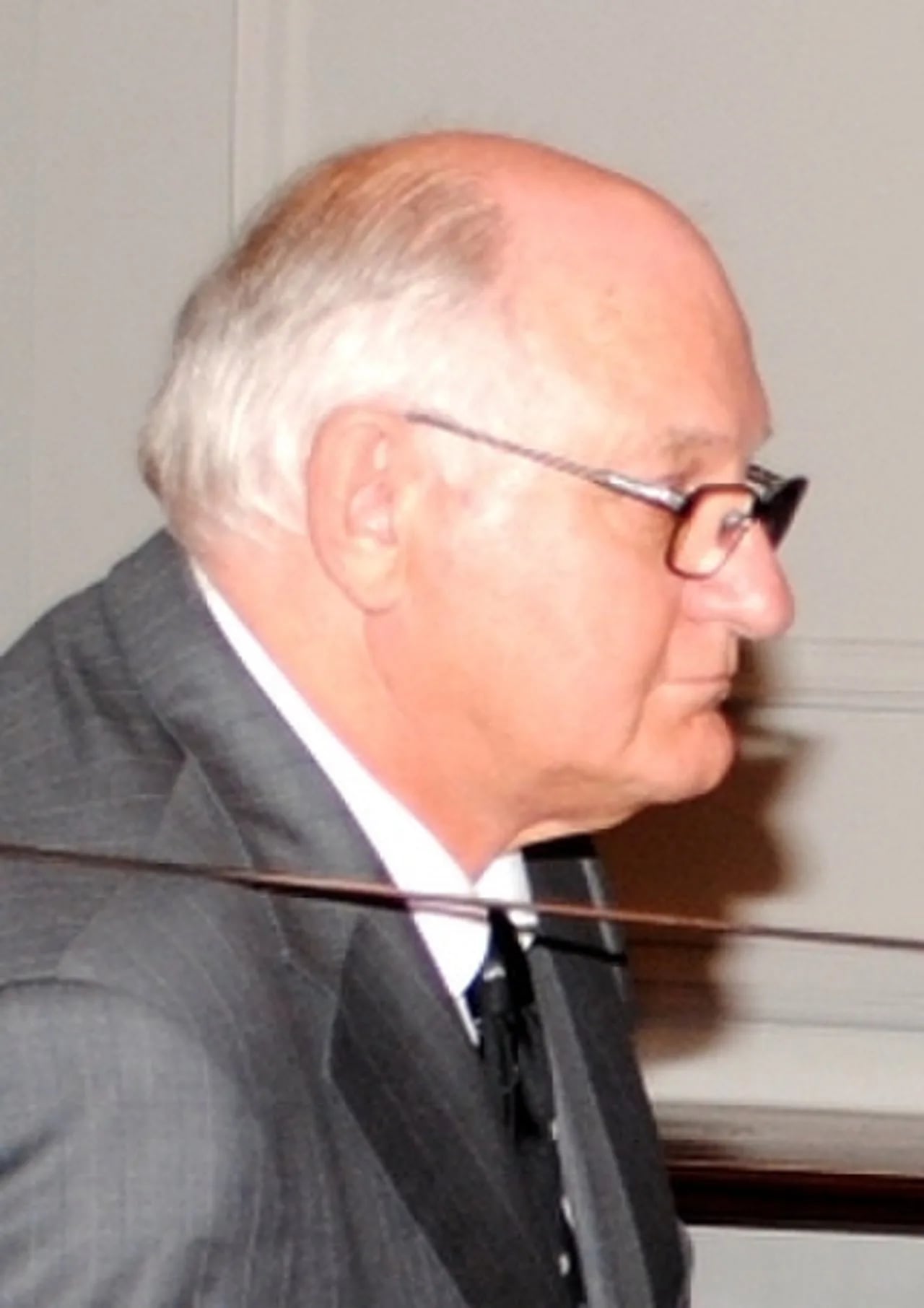 Portrait of Grant Hammond (1944–2019) – memorial page