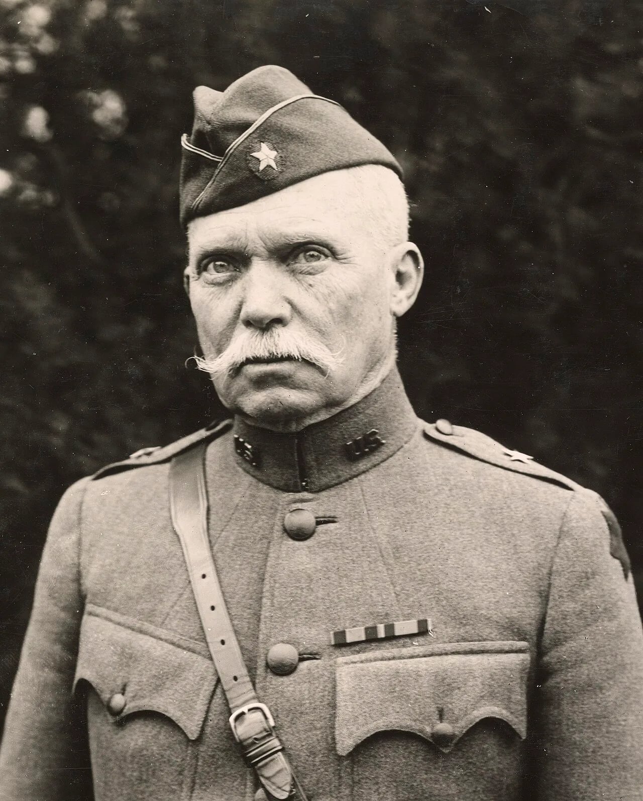 Portrait of Edward Alexander Millar (1860–1934) – memorial page