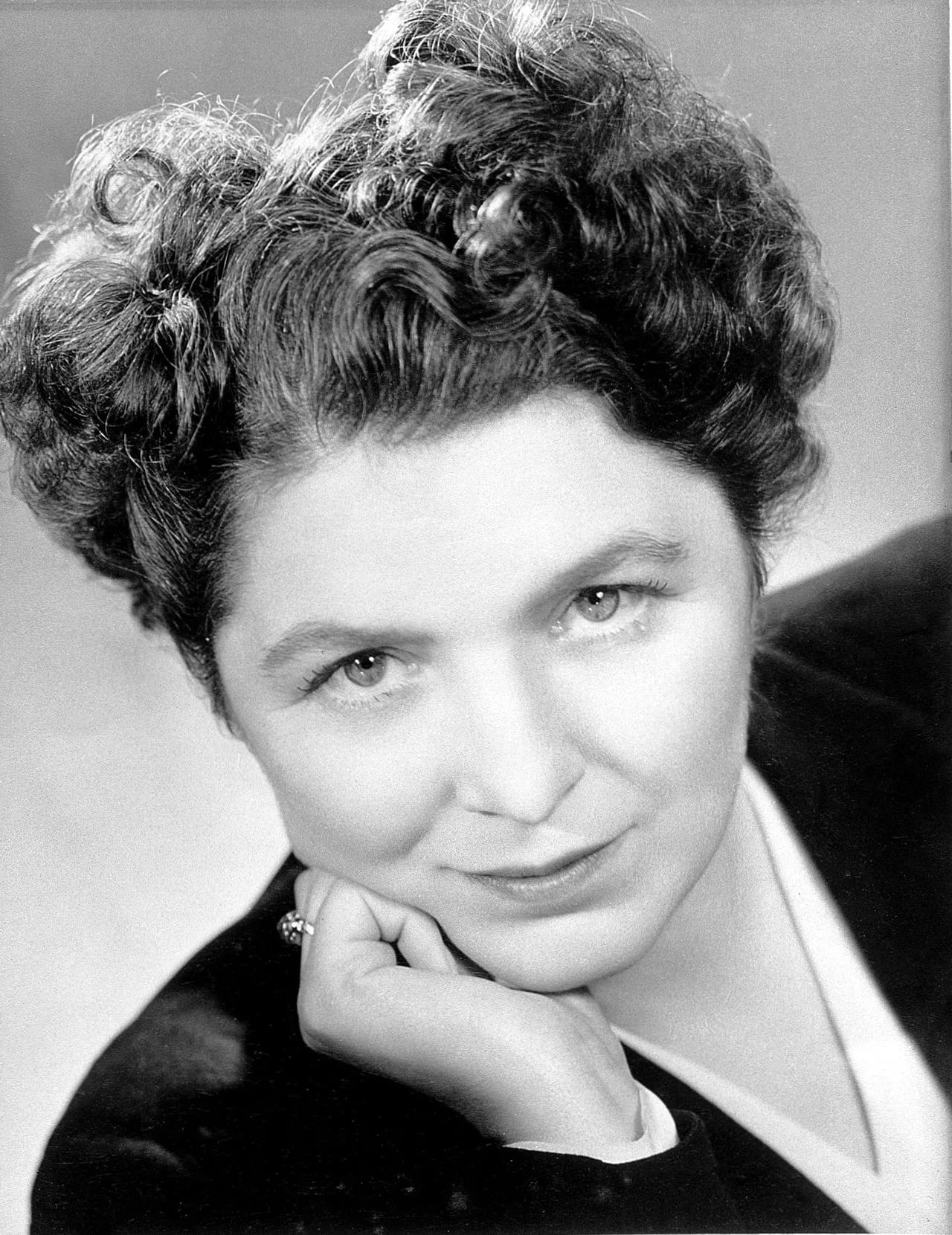 Porträt von Mary Cathcart Borer (1906–1994) – Gedenkseite