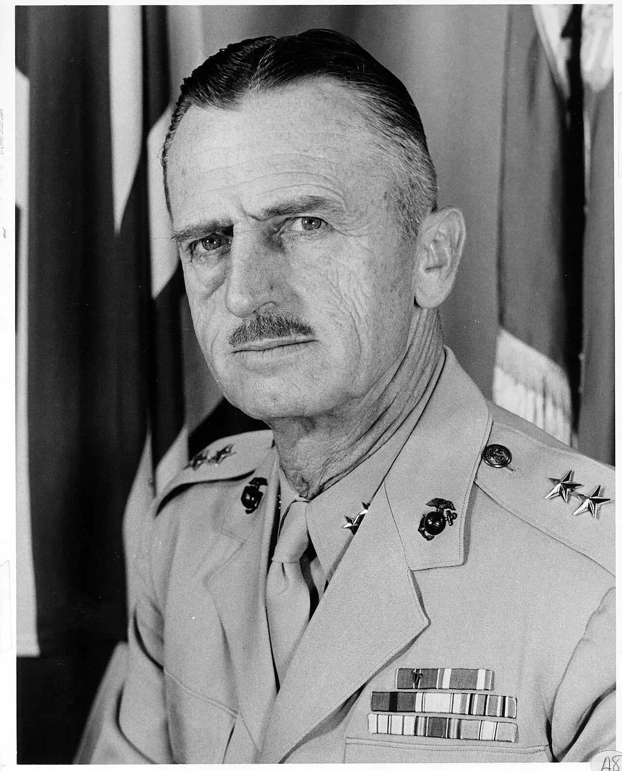 Porträt von William P. Battell (1906–1980) – Gedenkseite