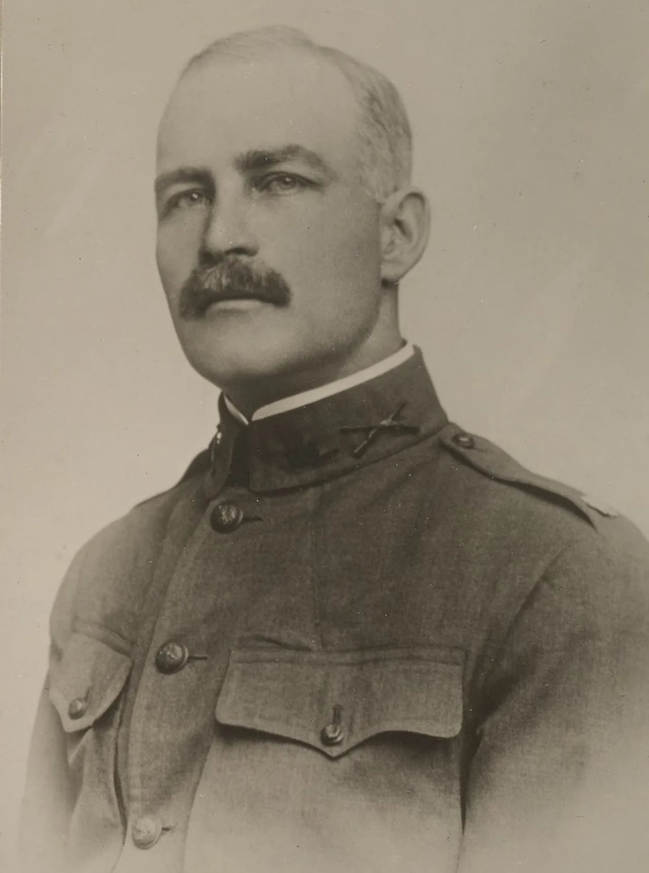Portrait of Henry Root Hill (1876–1918) – memorial page