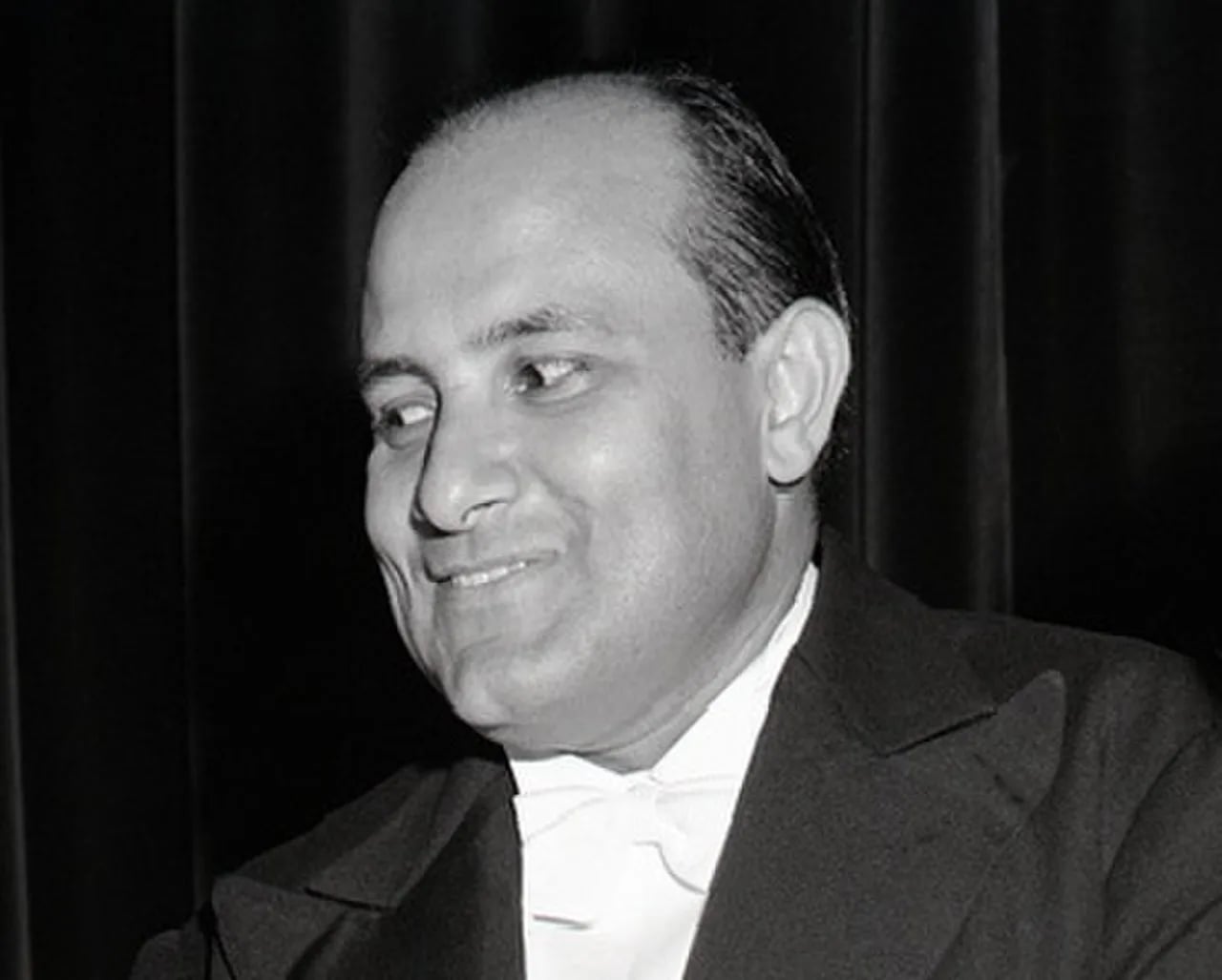 Porträt von Leonard Warren (1911–1960) – Gedenkseite