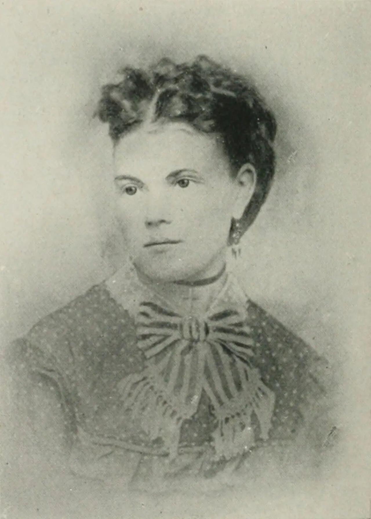 Portrait of Margaret Wynne Lawless (1847–1926) – memorial page