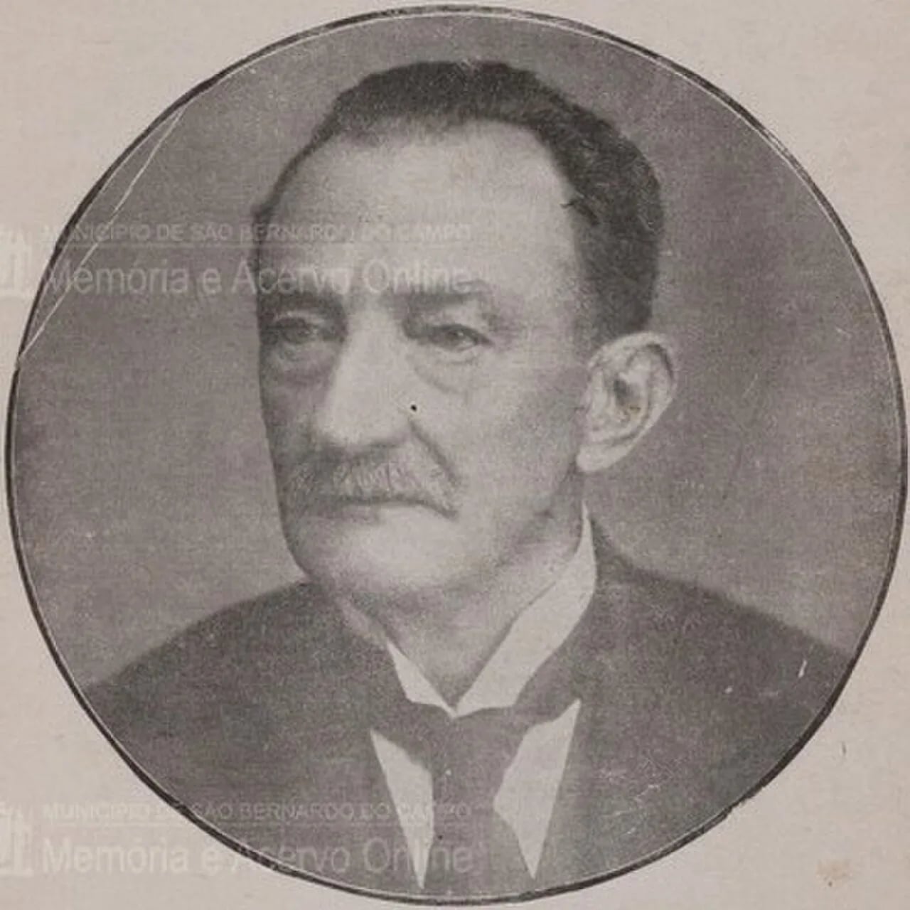 Porträt von José Luiz Fláquer (1854–1924) – Gedenkseite