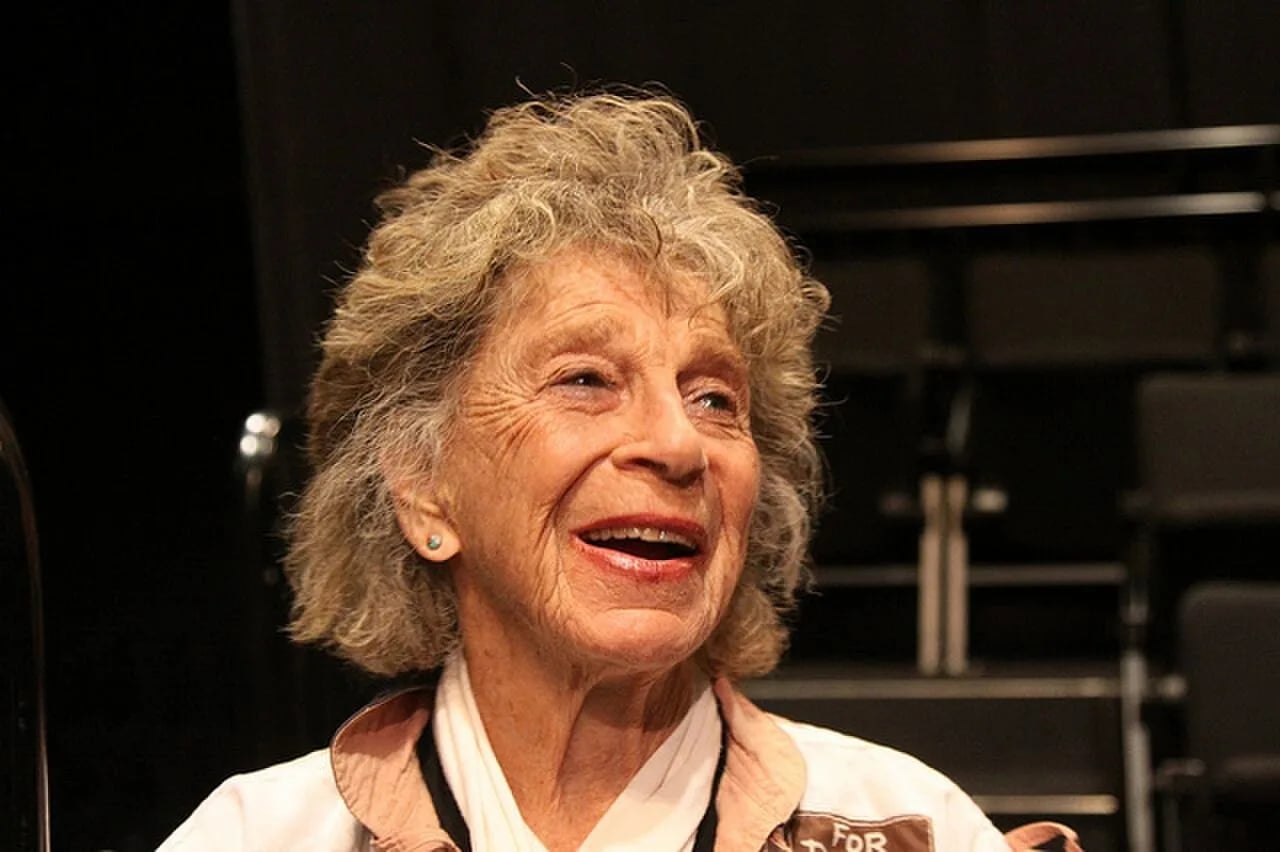 Porträt von Anna Halprin (1920–2021) – Gedenkseite