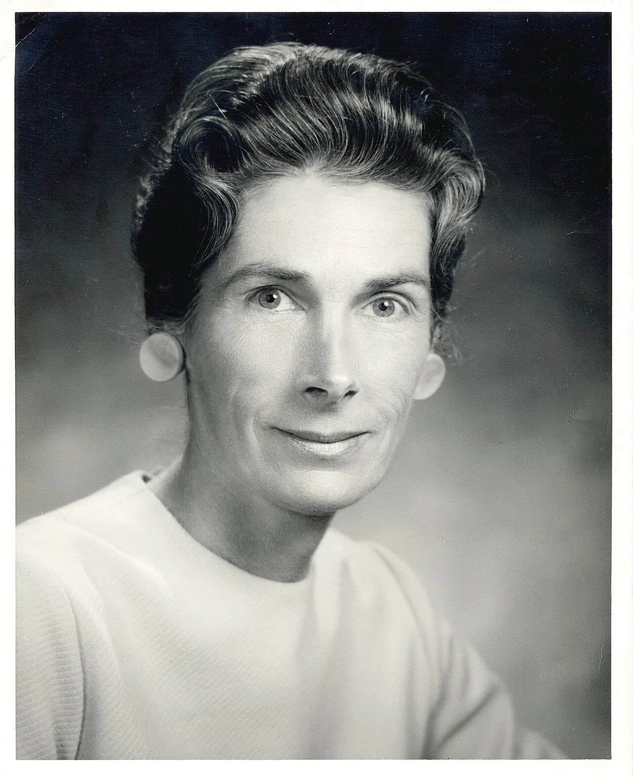 Porträt von Anna Jean Ayres (1920–1988) – Gedenkseite