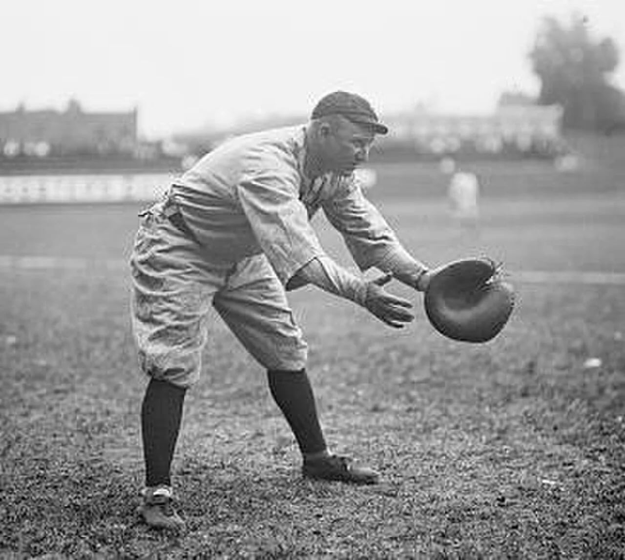 Portrait of Grover Land (1884–1958) – memorial page