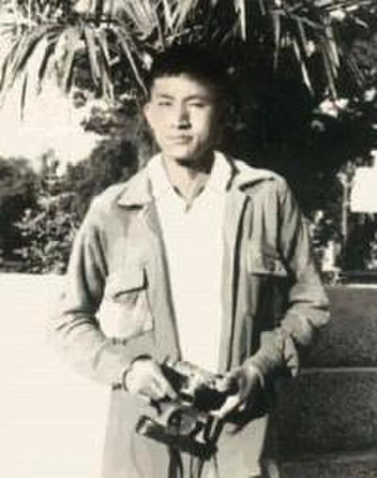 Porträt von Guo Chaoren (1934–2000) – Gedenkseite