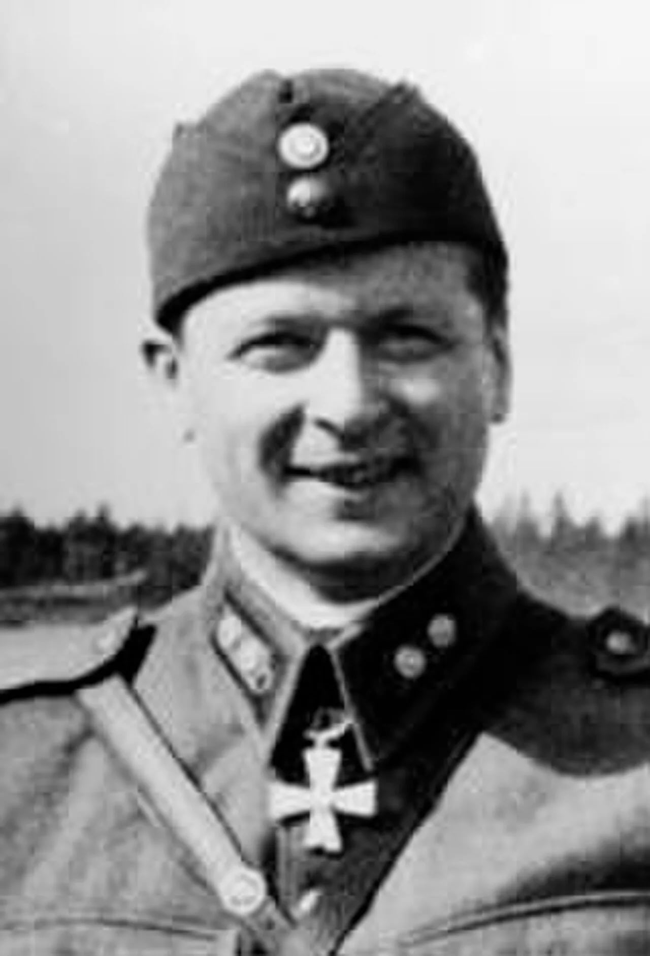 Portrait of Gustaf Magnusson (1902–1993) – memorial page