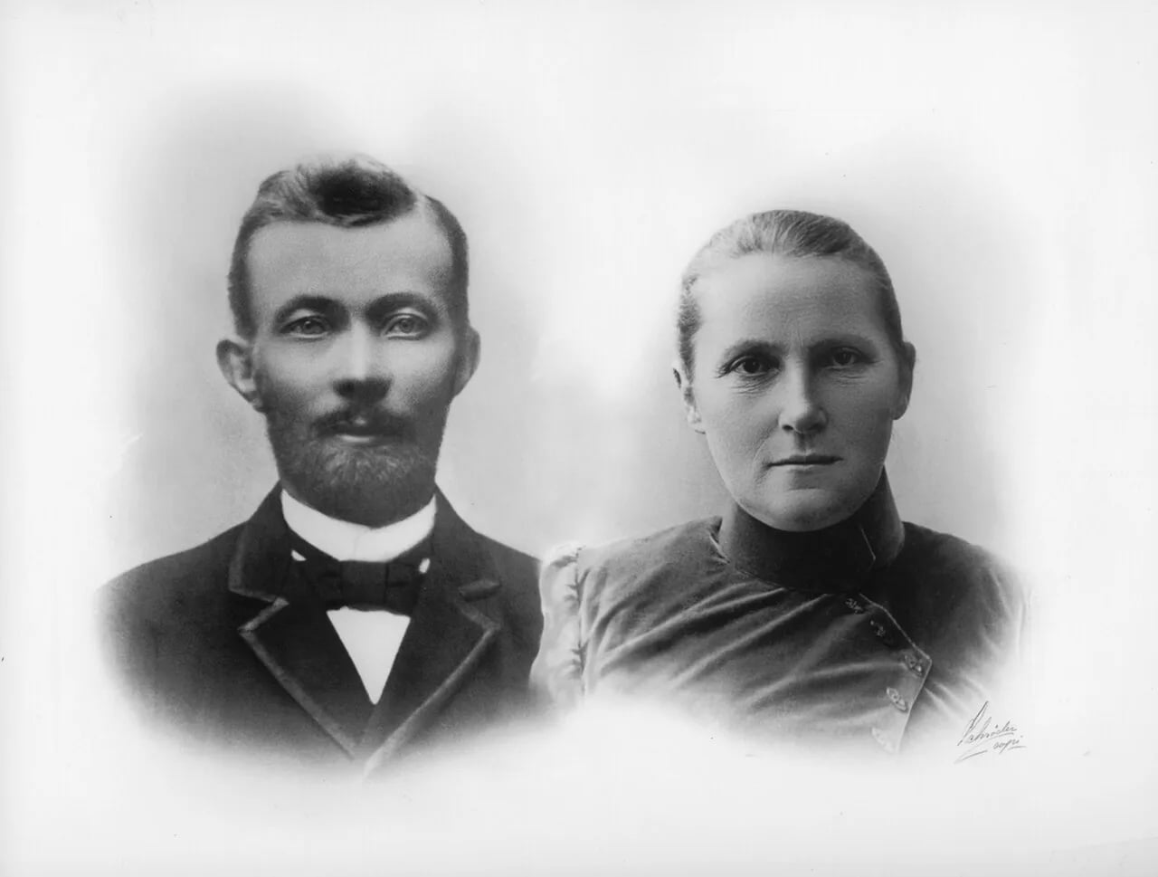 Portrait of Gustav Lund (1862–1912) – memorial page