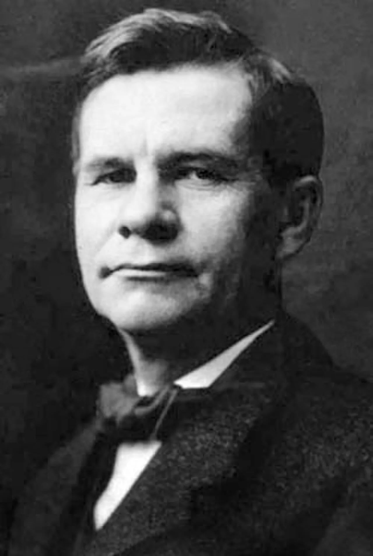 Portrait of Gustav Stickley (1858–1942) – memorial page