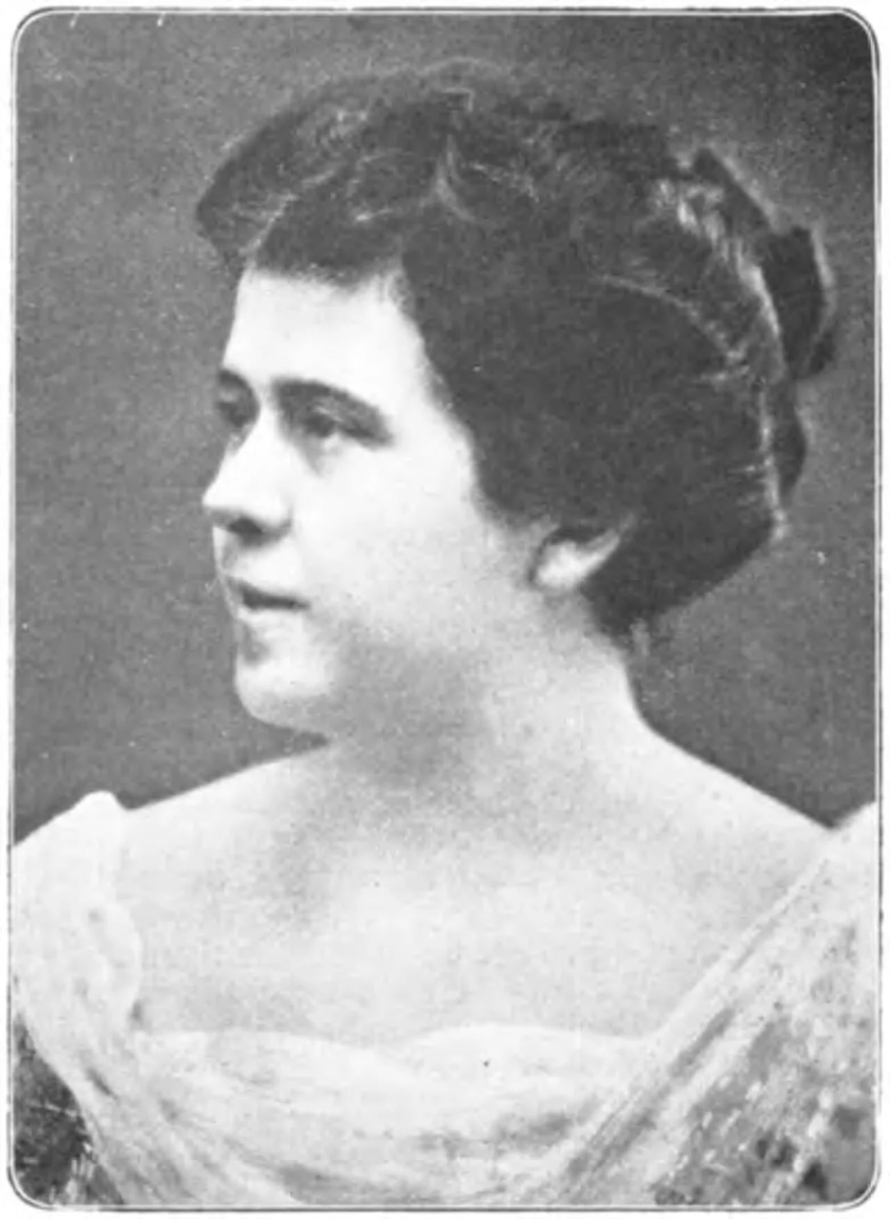 Portrait of Tilia Hill (1872–1939) – memorial page