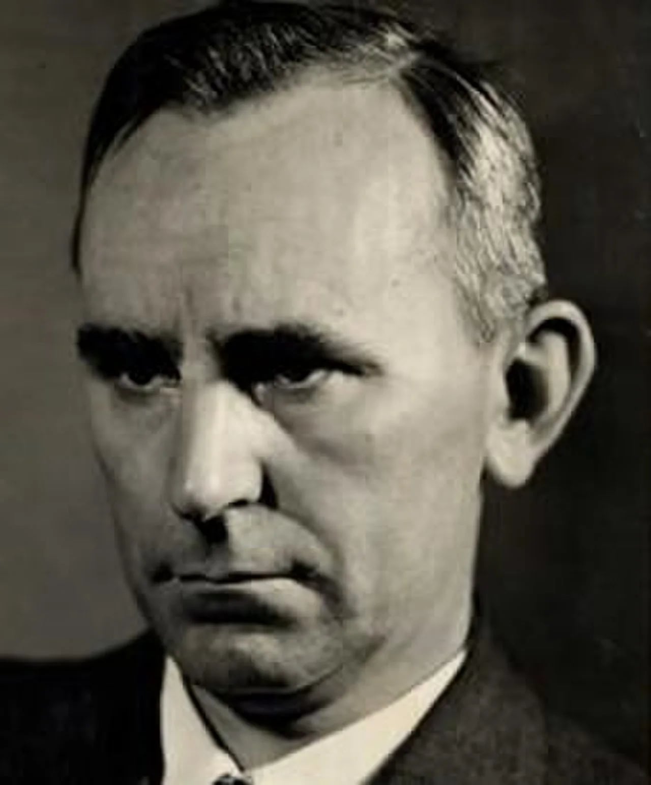 Porträt von H.H. Lewis (1901–1985) – Gedenkseite