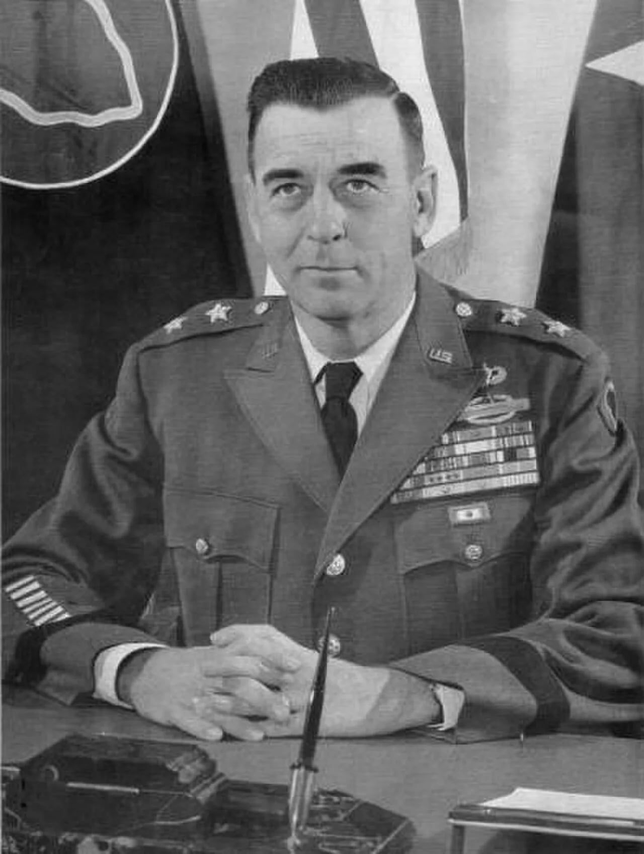 Portrait of Edwin Anderson Walker (1909–1993) – memorial page