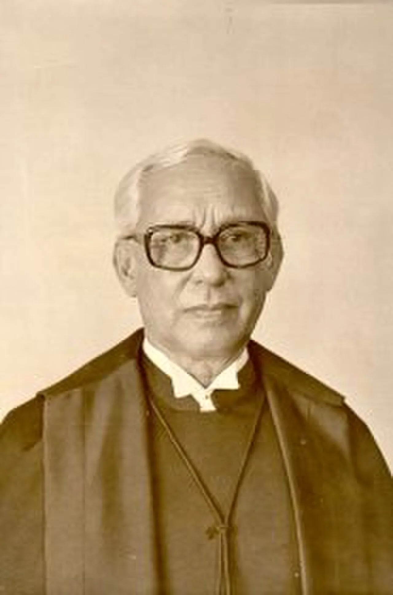 Porträt von Clóvis Ramalhete Maia (1912–1995) – Gedenkseite
