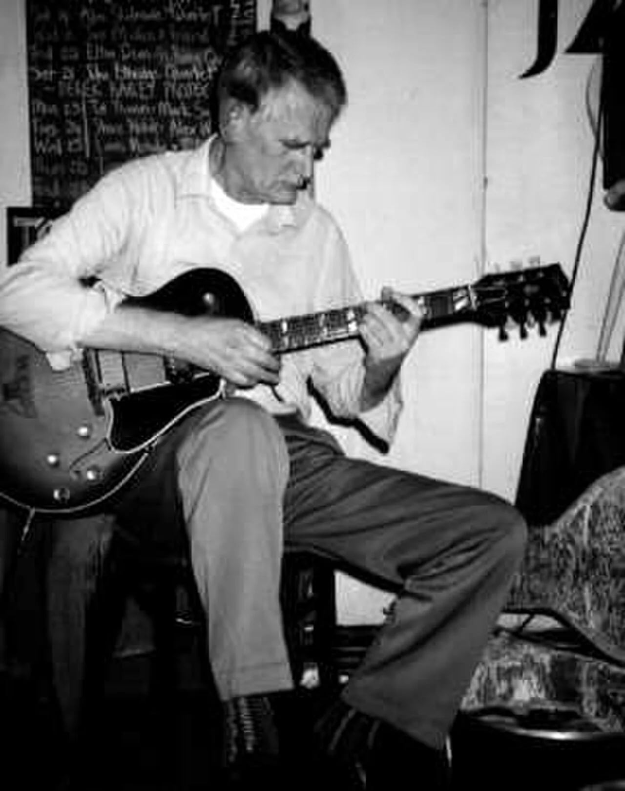 Portrait of Derek Bailey (1930–2005) – memorial page