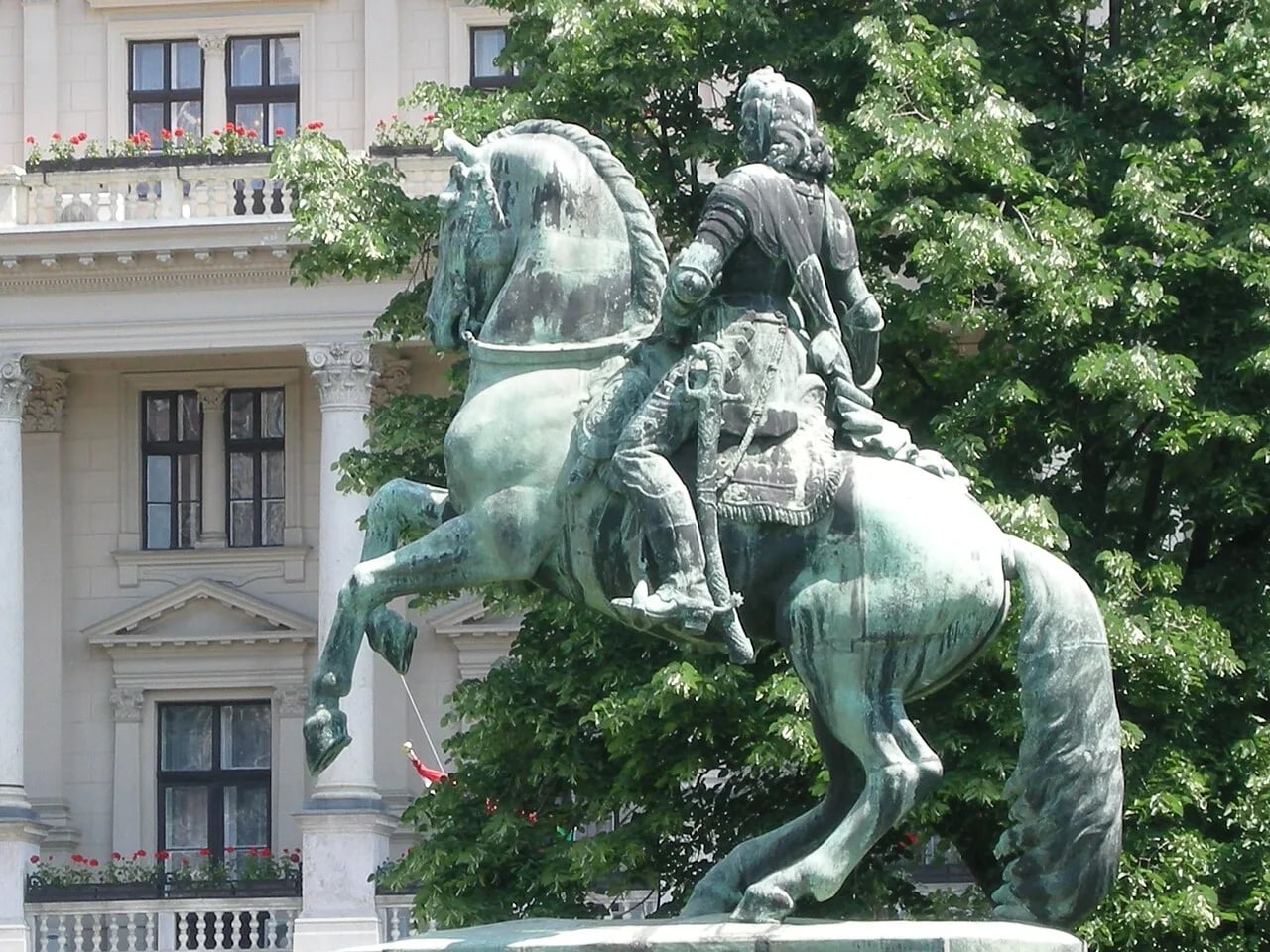 Portrait of Sándor Váry (1909–1945) – memorial page