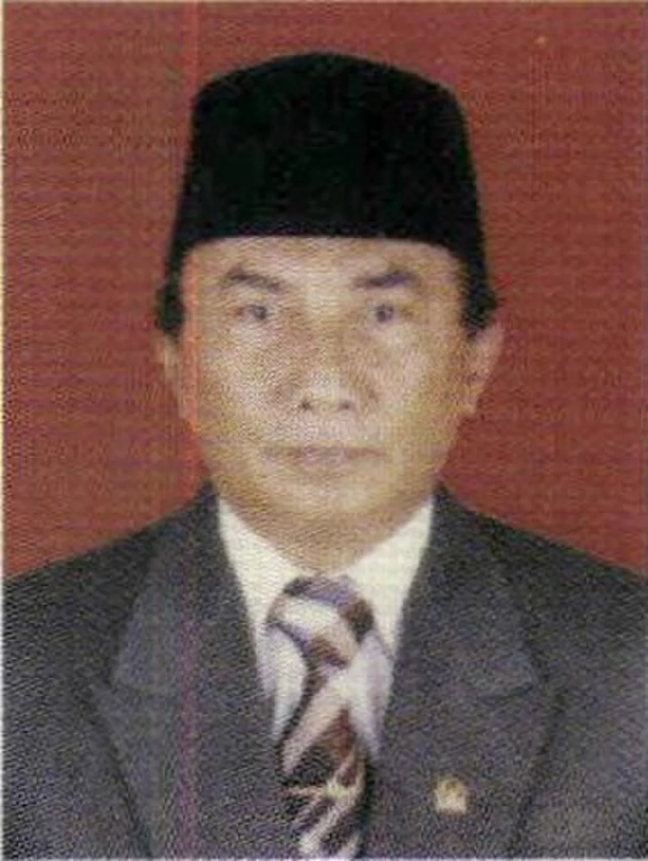 Portrait of Tosari Widjaja (1940–2024) – memorial page