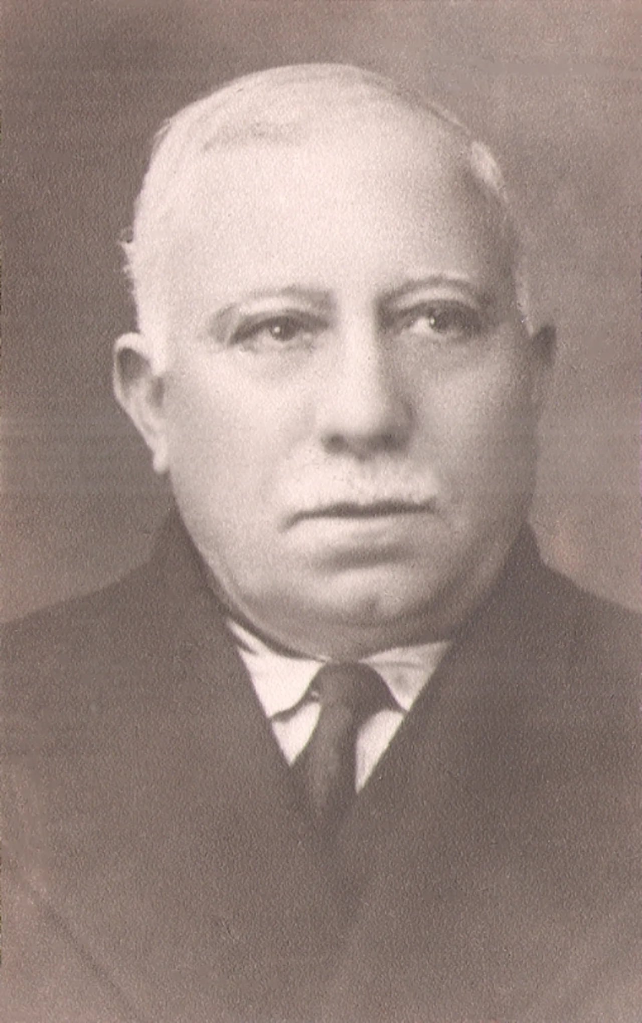Porträt von Sergio Real Hernández (1868–1933) – Gedenkseite