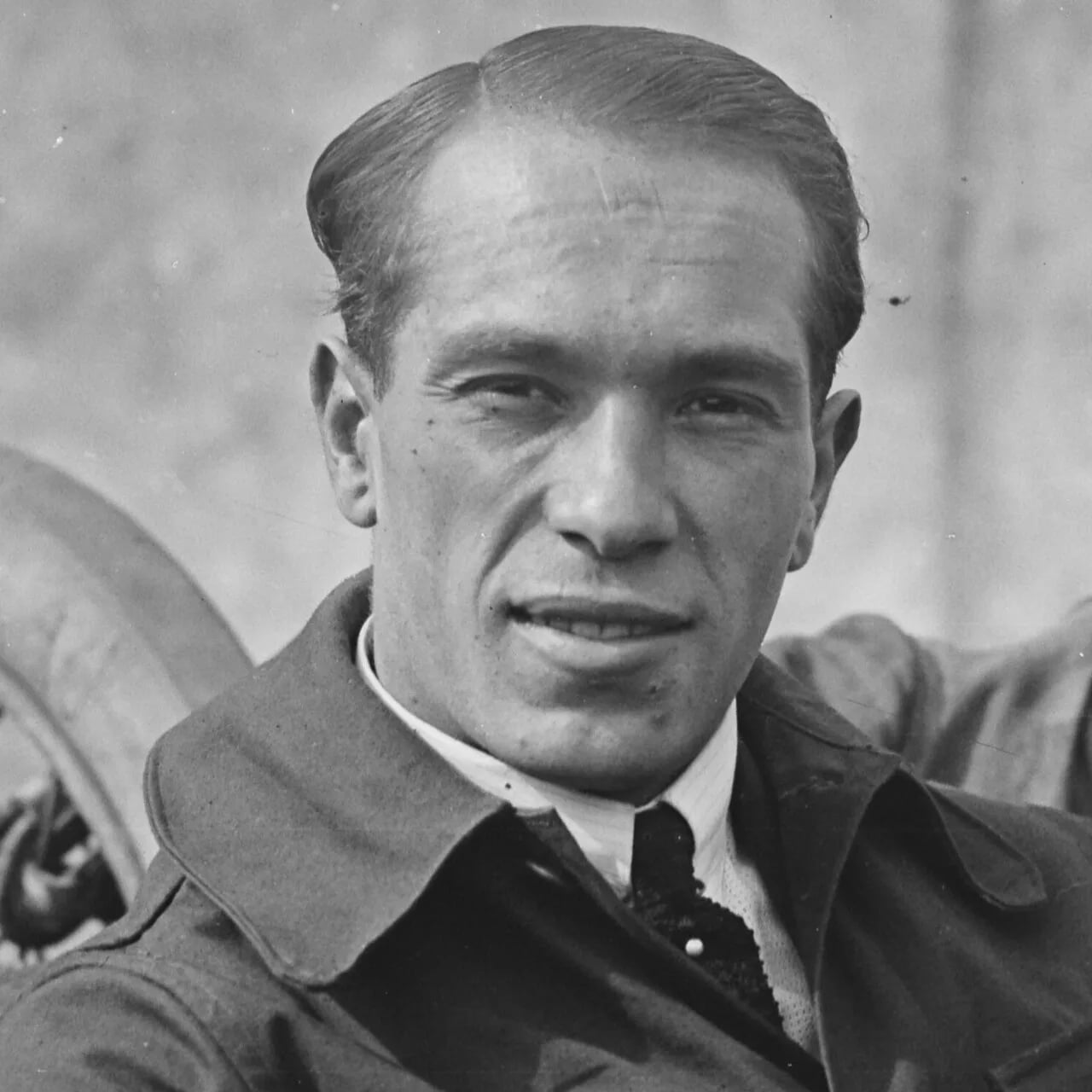 Portrait of Henri Follot (1897–1962) – memorial page